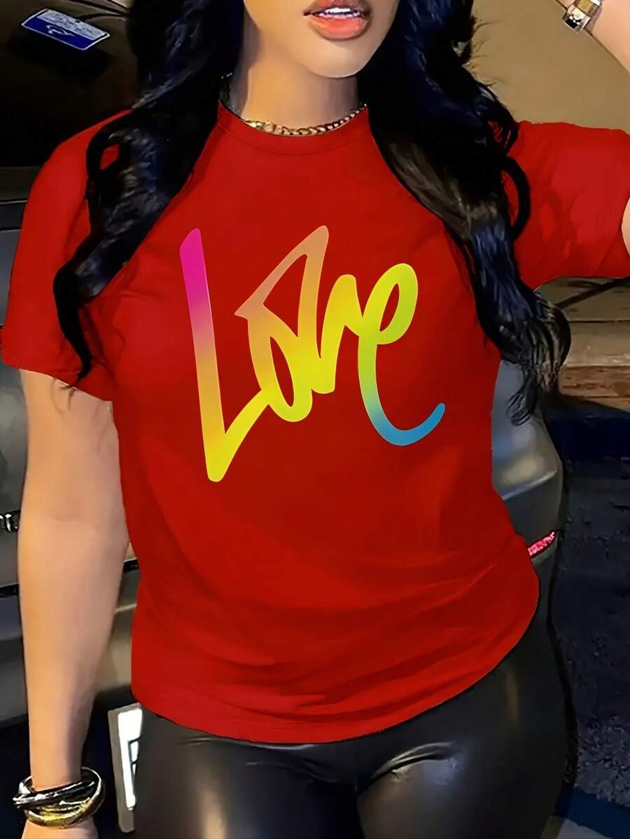 Plus Size - Plus Size - Women's Plus Size Fashion T-Shirt, Red, Short Sleeve With LOVE Letter Print - Casual Outfit - Comfortable Plus Size T-Shirt For All Seasons - 紅色 - 查看 1