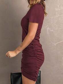 LUNE Vestido casual de mujer de unicolor con cuello redondo, manga corta y plisado - Burdeos - Ver 4