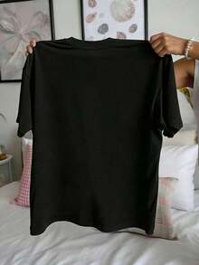 Plus Size Short Sleeve T-Shirt For Women With Moon Design - Comfortable And Unique Fashion For Curvy Mexican Women. - 黑色 - 查看 3