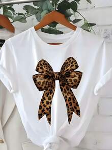 Camiseta de manga corta para mujer, con estampado de gran lazo de leopardo, textura clara del lazo con efecto de satén, estilo dulce y audaz, cuello redondo. - Blanco - Ver 1