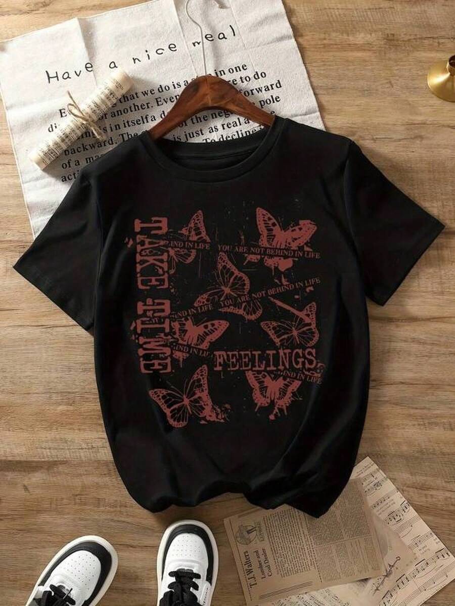 Unisex Short-Sleeved T-Shirt, The Gudi's Directional Short-Sleeved T-Shirt Is Made Of A Comfortable Material. Men's T-Shirts, , Women's, Romwe Men, Boho Chic, Teacher Gifts, Women's T-Shirt Sets, Curvy For Mu, Y2K - 黑色 - 查看 1