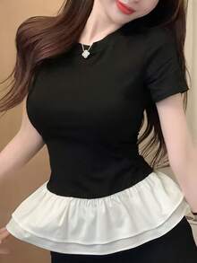 レディース トップス 半袖 Tシャツ カットソー 裾フリル ペプラム 重ね着風 レイヤード 配色 バイカラー 体型カバー お腹周りカバー 着痩せ 華奢見え 大人可愛い フェミニン 韓国ファッション きれいめ カジュアル ガーリー モノトーン デート 女子会 通勤 オフィスカジュアル ワンマイルウェア 20代 30代 40代 クルーネック 春 夏 柔らかい 通気性 デザイントップス 細見え 脚長効果 - ブラック - チェックする 2
