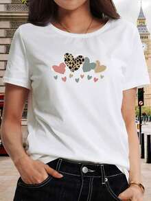 Comfortable Women's T-Shirt With Heart Letter Print - Leopard Print Heart Design, Short Sleeve, Bright Colors, Round Neck, Casual Style, Suitable For Summer And Spring, Loose And Stylish For Work, Vacation, And Everyday Wear. QIEB Women's Versatile Loose Short Sleeve T-Shirt - 白色的 - 查看 1