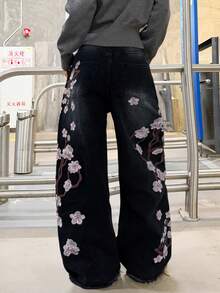 1件女款美式街頭風破洞刺繡寬腿鬆款舒適四季牛仔長褲（本產品不含腰帶/配件） - 櫻桃紅 - 查看 2