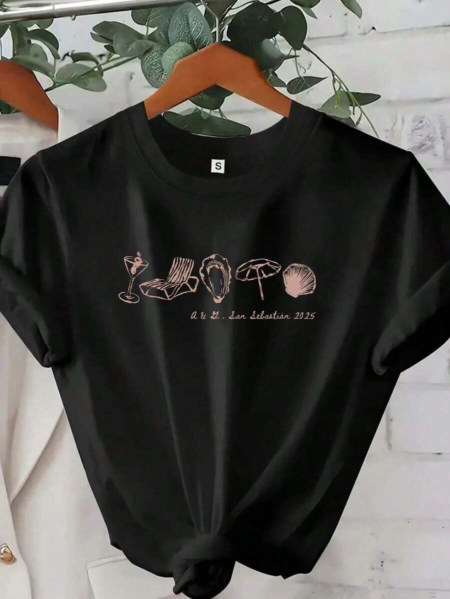 2026 Nueva Camiseta de Algodón Puro "El Último Cóctel en la " - Camiseta Personalizada para Bodas - Diseño de Graffiti Costero Dibujado a Mano - Top Casual de Cuello Redondo para Mujer - Perfecta para Fiestas de Solteras y Bodas en Destinos Exóticos - Lavable a Máquina, Ropa para el Cortejo Nupcial, Tela de Elasticidad Media, Top Estampado Casual y Cómodo - Adecuada para primavera, verano y otoño. - Negro - Ver 1