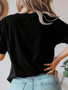 Camiseta unisex de Pascua 2026. Perfecto para citas, desplazamientos diarios y salidas informales. Diseño clásico minimalista de cuello redondo, fácil de combinar y adecuado para todas las formas de cuerpo. - Negro - Ver 2