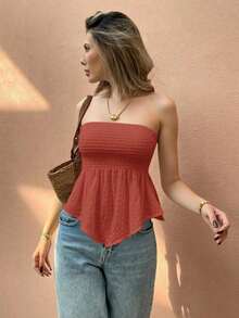 Frenchy Top asimétrico sin tirantes de tejido texturizado de color liso, adecuado para vacaciones de verano - Color caoba - Ver 4