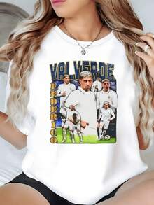 Players Celebrating A Goal On A Lit Field Showing Passion, Teamwork, And Inspiring Sportsmanship. Ideal For Female Football Fans. Comfortable, Modern Casual Women's T-Shirt. - 白色 - 查看 1