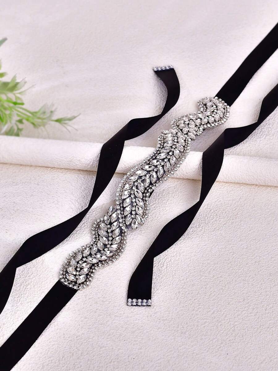 1 Piece Versatile New Bridal Belt, Bridal Wedding Sash, Leaf‑Shaped Waist Cincher Women's Decorative Accessory