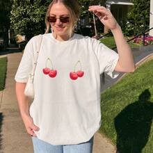 Camisa de cerezas estilo coquette, camisa atrevida con estampado de frutas, camisa con dibujos de frutas en acuarela, camisa vintage de cerezas, camisa nostálgica de cerezas estilo soft girl. Blusas para mujer>camisa  estampado  blusas para dama - Blanco - Ver 6