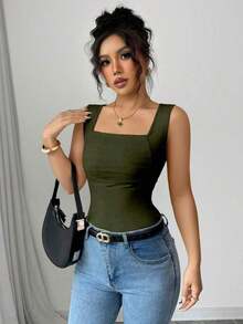 Top ajustado de tirantes de cuello cuadrado de unicolor elegante y casual para mujer, verano - Verde militar - Ver 3