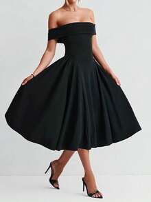 Spring 2026 Maxi Dress, Solid Color With Off-The-Shoulder Design, Elegantly Sensual Style - Black - View 2