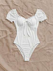 Body con estampado floral de hombros descubiertos ribete fruncido con nudo delantero pecho con fruncido - Blanco 2 - Ver 4