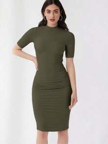 Vestido ajustado unicolor de cuello alto - Verde militar - Ver 2