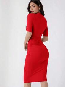 Vestido ajustado unicolor de cuello alto - Rojo - Ver 6