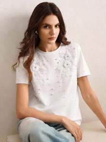 Blusa elegante y de moda con cuello redondo, decorada con apliques de lentejuelas y flores 3D, de manga corta - Blanco - Ver 6