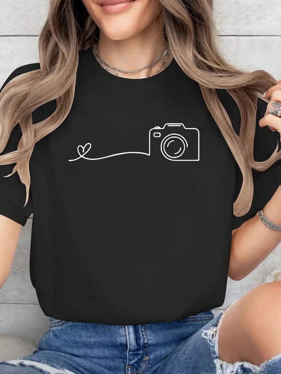 Women's Short Sleeve T-Shirt With Round Neck And Geometric Heartbeat Camera Print - Casual Black And White Top, Breathable Medium Stretch Fabric, Machine Washable, Ideal For Spring And Summer, Casual Outfit, Modern Aesthetic, Non-See-Through Material. - 黑色 - 查看 1