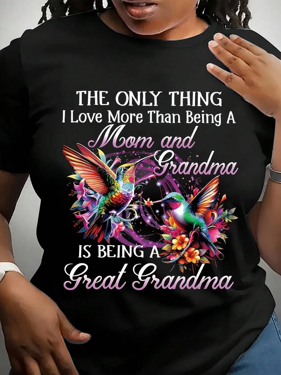 Plus Size Family-Themed Print T-Shirt - Ideal For Plus-Size Women, Crew Neck Design. Features The Heartwarming Phrase 'Only I Love Her More Than My Grandma,' Making It A Stylish And Thoughtful Choice For Older Women. - 黑色 - 查看 1