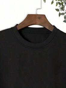 Oversized Crew Neck T-Shirt For Women And Girls, Basic Graphic Print Tees, Available In Black And White, Loose-Fitting Short-Sleeve Summer Tops, 'Motherhood Is Kingdom Work' Floral Design,  Cotton Clothing For Women, Short-Sleeve, Casual, For Beach And Vacation, 2026, Birthday Gift For Women.

Spacious And White - 黑色 - 查看 4