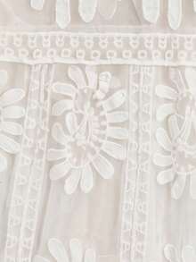 Vestido de playa de manga corta con cuello en V, de encaje transparente y estilo bohemio. Adecuado para la playa, viajes, festivales de música y salidas de verano - Blanco - Ver 9