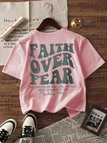 "Faith Over Fear" Double Print T-Shirt - Short-Sleeve Crew Neck Pure Cotton T-Shirt,  Holiday Style, A Daily Essential. Holiday Outfits, Simple Retro Street Style Top. Everyday Campus Wear For Men And Women - Comfortable Loose Fit Cotton Vintage Street Style T-Shirt - 羅莎 - 查看 10