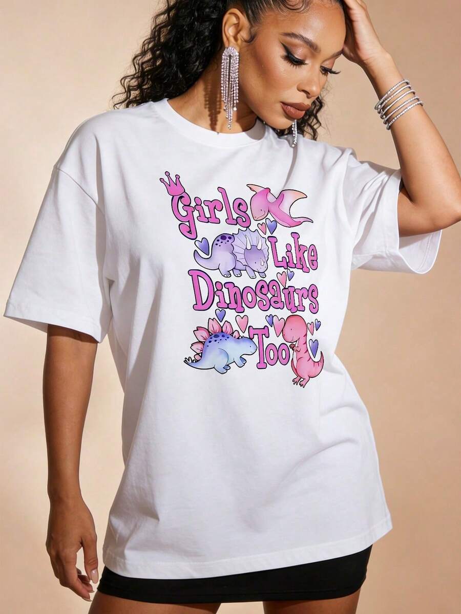 Women's Soft And Casual Summer Crew Neck Short-Sleeve T-Shirt, Perfect For Girls Who Love Dinosaurs Too. Features A Pink And Macaroni Purple Color Scheme, A Sweet And Kawaii Style, And Glitter. Suitable For Women, Generation Z, And Curvy Figures. Also Suitable For Summer, Spring, And American Streetwear. Features A Sporty, Unisex Style, Urban Casual Wear, Retro Streetwear, And A Subculture Theme. Available In Black And White. - 白色 - 查看 1