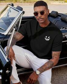 Camiseta Gráfica de Algodón para Hombre Aiyino, Estilo Casual Urbano, con Estampado Minimalista de Sonrisa en el Pecho y Cuello Redondo GCT5 - Blanco - Ver 11
