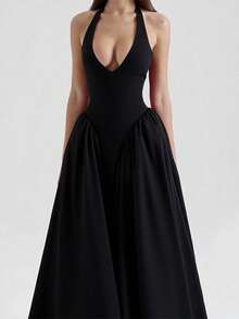 Elegant Pleated Halter Neck Party Dress For Spring 2026 - Hitam - View 3