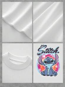 Dibujo de un tierno personaje azul sentado bajo un cielo colorido con estrellas y luna creando una sensación de fantasía y ternura camiseta de mujer cómoda y casual  perfecta para uso diario - Blanco - Ver 4