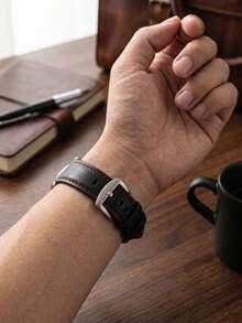1件 20mm/22mm 男士休閒黑紅縫線PU皮革錶帶，相容於 Galaxy Watch 7/6/5/4 (40mm/44mm)、Galaxy Watch 3 (41mm/45mm)，經典復古時尚替換錶帶，適用於 Watch GT5 4 3 2 Pro，商務日常佩戴耐用錶帶配件 - 黑色 - 查看 5