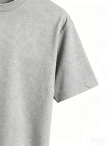 Camiseta de mujer de manga corta, estampado de abeja, abeja en colores amarillo y negro con margaritas y patrón de panal, detalle de lema en letras, cuello redondo casual - GRIS - Ver 4