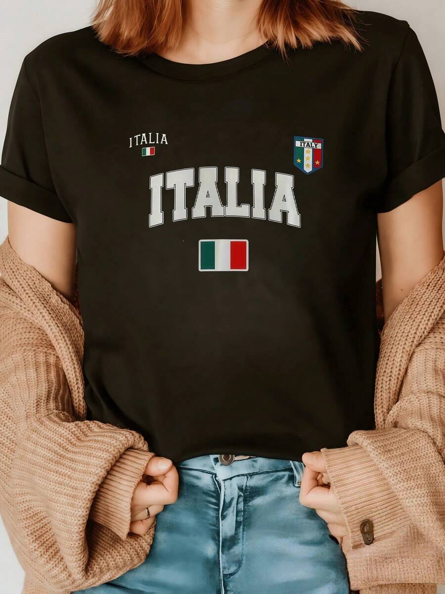 Italian Flag With Large Lettering Celebrating Passion For Italy And Evoking National Pride In A Modern Sporty Style, Ideal For Travel And Casual Encounters. Stylish And Comfortable Women's T-Shirt - 黑色 - 查看 1