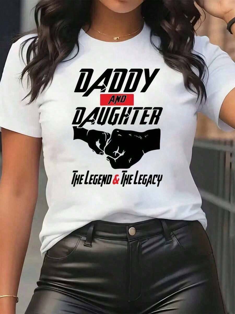 Nuevas llegadas para el verano. Camiseta de mujer "Papá e Hija: La Leyenda y el Legado" con estampado de puño, cuello redondo, uso diario casual, suave y cómoda, regalo para vacaciones. Blusa, camisa > Hermosa. - Blanco - Ver 1