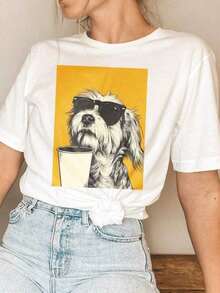 T-Shirt With Graphic Of A Dog Wearing Sunglasses, Funny Dog T-Shirt, Dog With Coffee T-Shirt, Illustration Of A Dog With A Drink, Coffee Lovers, Dog Lovers, 100% Cotton - 白色 - 查看 1