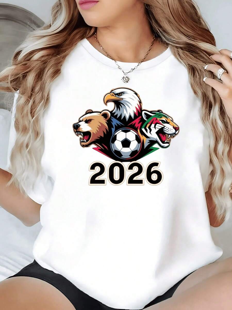 Three Powerful Animals Surrounding A Soccer Ball Symbolize Strength, Unity, And A Competitive Spirit, With The Number 2026 Evoking Energy For New Goals. A Modern, Comfortable, Casual Women's T-Shirt For Everyday Wear. - 白色 - 查看 1