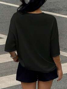 Camiseta casual de uso diario versátil con cuello redondo y estampado de eslogan para mujer de talla grande - Negro - Ver 2