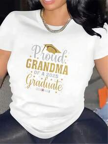 Polyester T-Shirt For The Proud Grandmother Of A 2026 Graduate, Ideal For Family Gatherings, Durable And Comfortable, Perfect Gift For Home Or Outdoor Use, Elegant Design With Gold Details. - 白色 - 查看 6