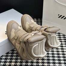 New Women's Suede Sneakers (Model Year 2026): Hidden Wedge Heel, Lightweight Upper, Concealed Reinforced Heel, Retro Street Style - 褐色 - 查看 2