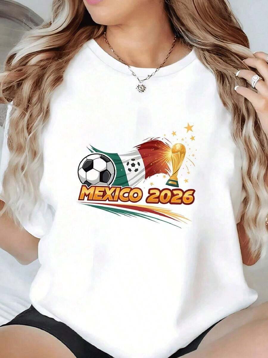 Mexican Flag Waving Next To The Golden Trophy And A Soccer Ball Symbolizing National Passion And Sporting Unity On The Road To The Mexico 2026 World Cup. Women's T-Shirt, 100% Cotton - 白色的 - 查看 1