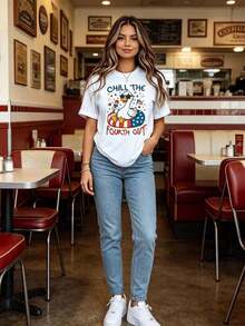 "Chill The Fourth Out Duck Patriotic USA" Crew Neck T-Shirt For USA Independence Day, Women's Summer Casual Graphic Tee, Clothing For The 4th Of July Celebration. - 白色 - 查看 4