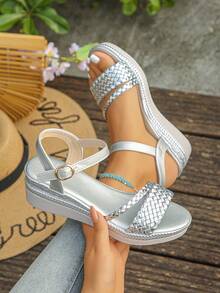 Sandali con zeppa alla moda estiva casual da donna, sandali casual da spiaggia con cinturino intrecciato in argento e punta tonda, sandali con zeppa in PU intrecciato argento con fibbia per il tempo libero all'aperto, sandali con tacco alto da donna - Argento - Visualizzare 2
