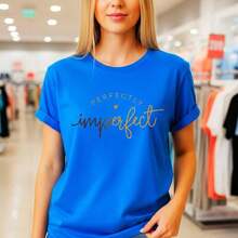 Women's Pure Cotton Graphic T-Shirt - "Perfectly Imperfect" Print, Crew Neck, Short Sleeve, Casual T-Shirt, Soft And Breathable, Basic Top For Everyday Wear, Loose Fit, Summer Fashion, Suitable For Spring, Summer And Autumn - 藍色 - 查看 7