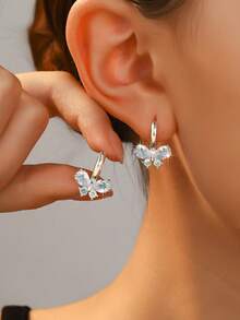 1 Coppia di orecchini molletta a forma di C in argento con design a farfalla blu e fiore doppia faccia, orecchini molletta con petali in cristallo CZ per donne, adatti per uso quotidiano, compleanni e altre occasioni romantiche - Multicolore - Visualizzare 2