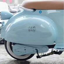 心形牵手图案乙烯基车贴，浪漫风格，适用于汽车、卡车、笔记本电脑、墙贴，室内外均可粘贴于塑料、玻璃、金属和陶瓷表面，经久耐用，自粘式，一次性使用。 - A - 查看 4