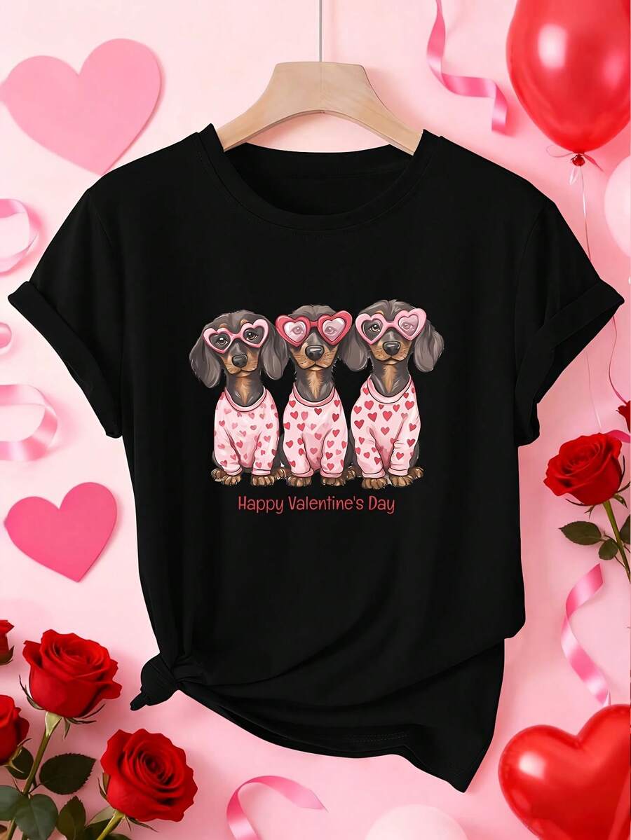 Women's Short-Sleeved 1-Piece Cotton T-Shirt With A Dachshund Print And The Phrase "Happy Valentine's Day." A Modern And Stylish Adorable Pet Design, Ideal For Spring/Summer/Autumn Casual And Sporty Wear. Soft And Comfortable, With A Round Neck And Short Sleeves. Available In Sizes 1XL-5XL. HPGV - 黑色 - 查看 1