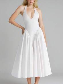 Elegant Pleated Halter Neck Party Dress For Spring 2026 - White - View 5