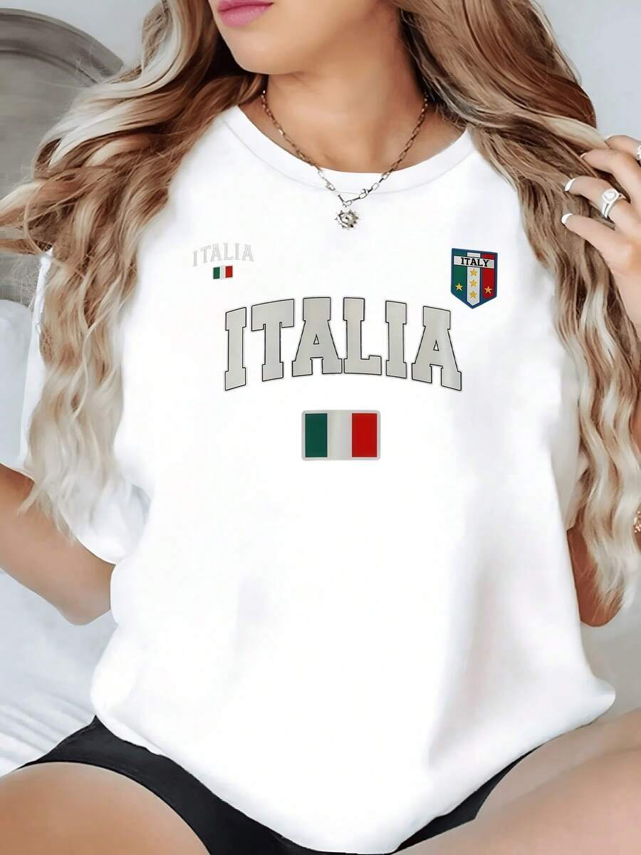 Tricolor Flag Representing Passion And Pride For Italy, Along With Patriotic Symbols And Large Lettering That Evokes Strength And Elegance. Women's T-Shirt With A Modern And Comfortable Casual Style For Everyday Wear. - 白色 - 查看 1