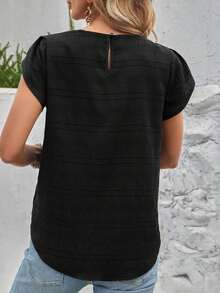 Blusa con manga de pétalos y parte trasera con cerradura y un solo color - Negro - Ver 2