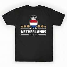 Camiseta unisex ORANJE VOETBAL NETHERLANDS NETHERLANDS FOOTBALL hecha de algodón puro de alta densidad de 220 g. C-AmiS-eta uniS-ex 100 % aL-Godón de - Tejido de alta densidad. Apta para todo tipo de perS-onas, ya sean mujeres o hombres. Tejido duradero de alta C-Alidad apto para todas las estaciones, suave al tacto pero duradero. Tops transpirables. Conjuntos de otoño para mujer. Conjuntos de vaC-Aciones para mujer. Disfraz de Halloween para mujer. - Negro - Ver 1