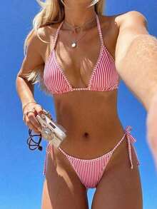 Conjunto de bikini de 2 piezas con estampado floral diminuto y escote halter para vacaciones y playa - Rojo - Ver 2